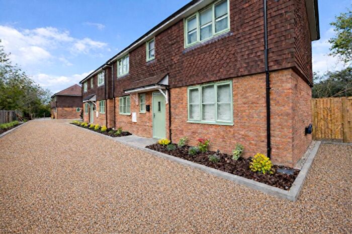 3 Bedroom Detached House For Sale In New Road, Chilworth, Guildford, Surrey, GU4