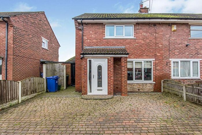 2 Bedroom Semi-Detached House To Rent In Aldesworth Road, Doncaster, South Yorkshire, DN4