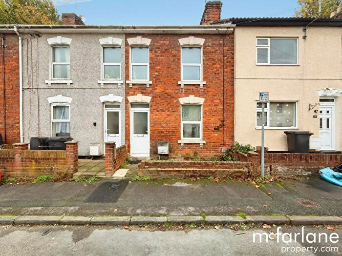 3 Bedroom Terraced House To Rent In Radnor Street, Swindon, SN1
