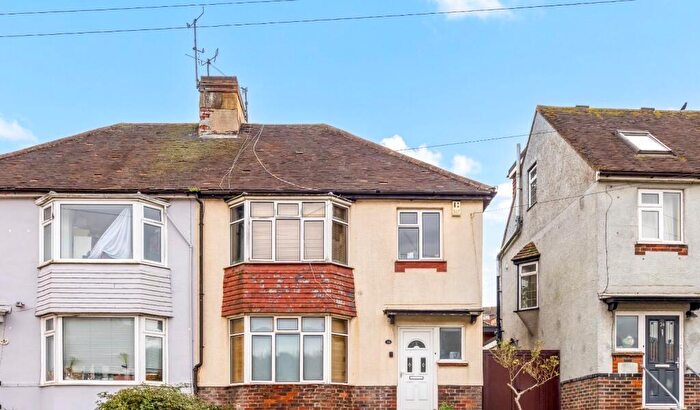 5 Bedroom House To Rent In Lower Bevendean Avenue, Brighton, BN2
