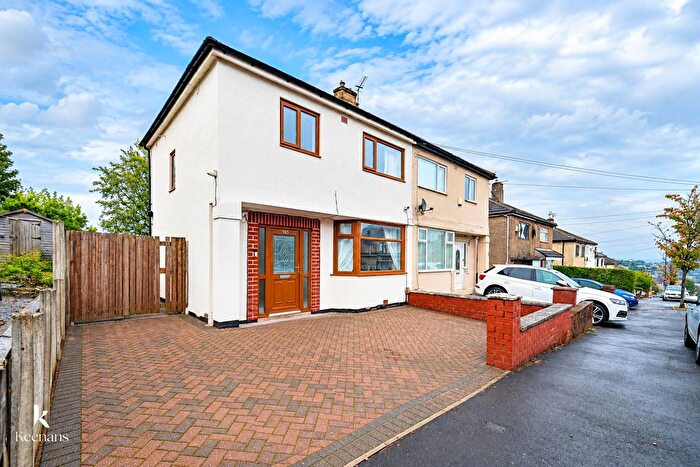 3 Bedroom Semi-Detached House For Sale In St James's Road, Blackburn, BB1