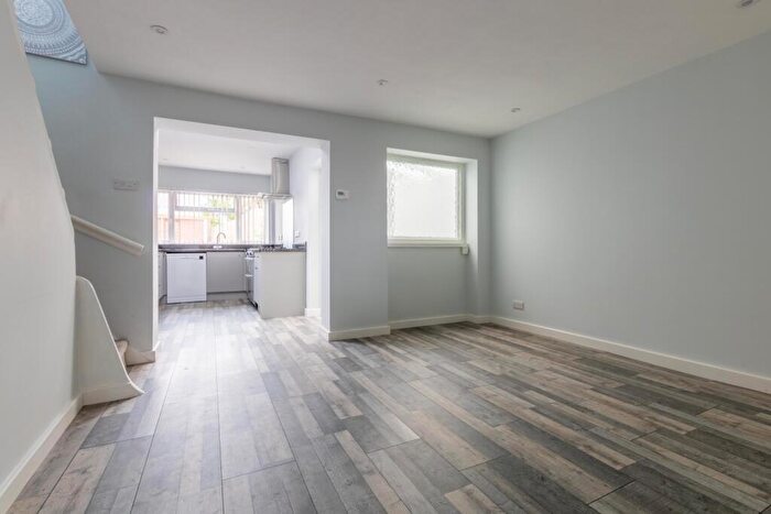 3 Bedroom Terraced House To Rent In Grove Street, Wantage, Oxfordshire, OX12