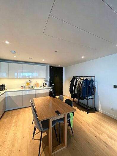 2 Bedroom Flat For Sale In Electric Boulevard, London, SW11