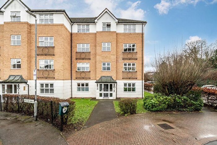 2 Bedroom Flat To Rent In Hillary Drive, Isleworth, TW7