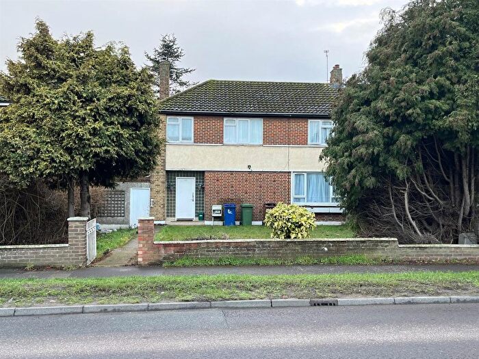 3 Bedroom Property To Rent In Princess Margaret Road, East Tilbury, Tilbury, RM18