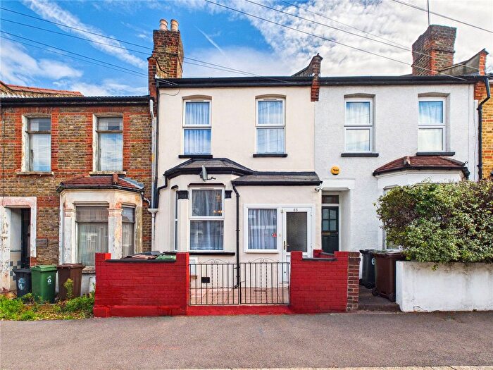 3 Bedroom Terraced House For Sale In King Edward Road, Walthamstow, E17