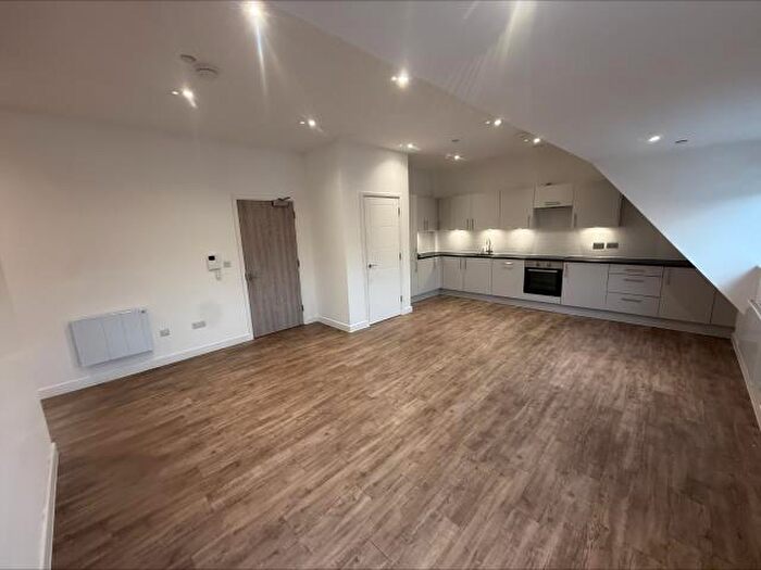 1 Bedroom Flat To Rent In Cambridge Court, London Road, Camberley, GU15