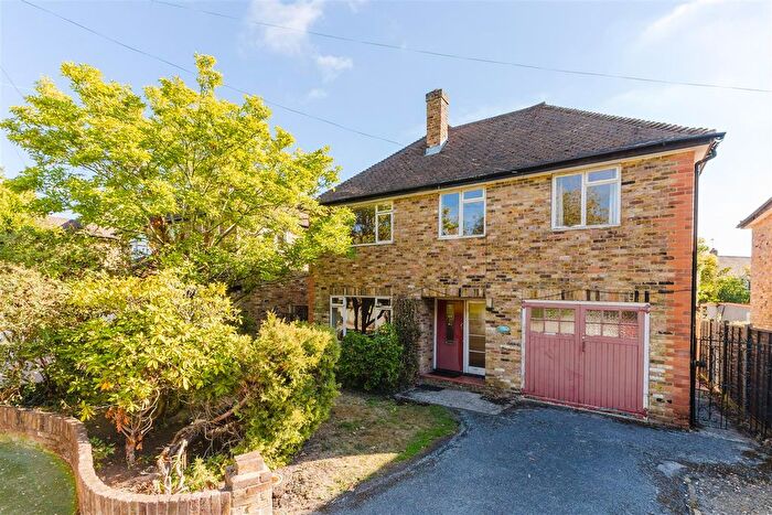 4 Bedroom Detached House For Sale In The Woods, Ickenham, UB10