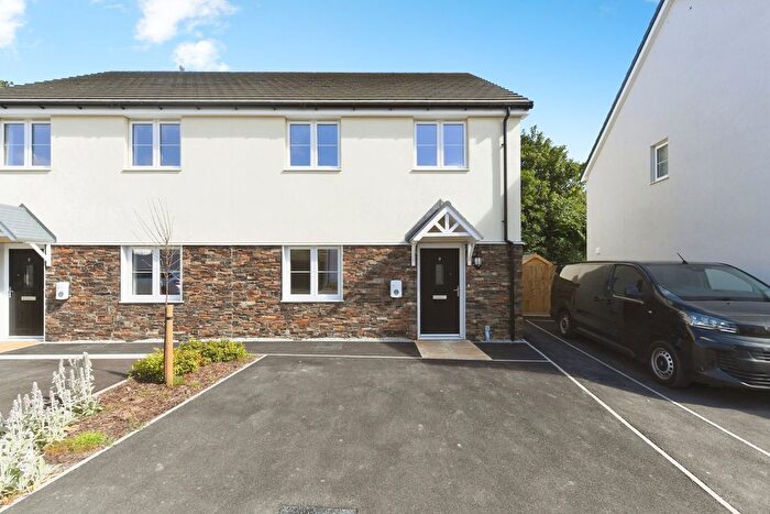 4 Bedroom Semi-Detached House For Sale In Rosemoor Road, Gulval, Penzance, Cornwall, TR18