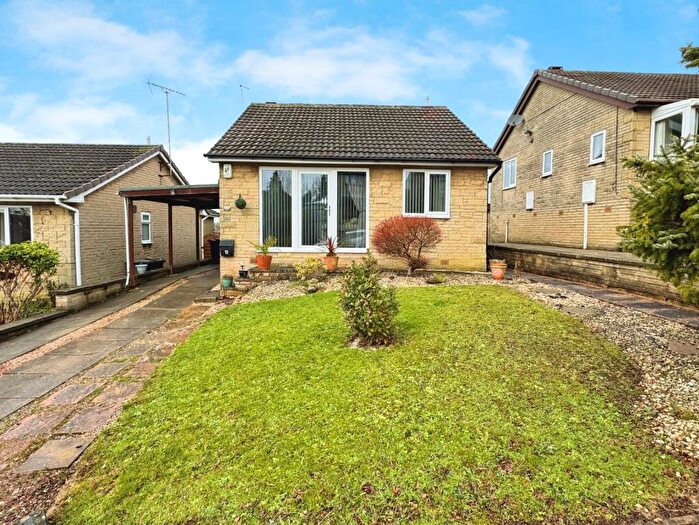 2 Bedroom Bungalow For Sale In Pennyholme Close, Kiveton Park, Sheffield, South Yorkshire, S26