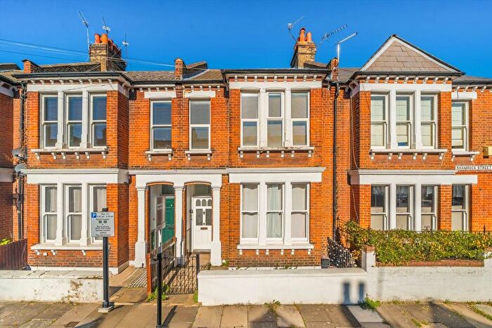 2 Bedroom Flat For Sale In Shamrock Street, Clapham Old Town, SW4
