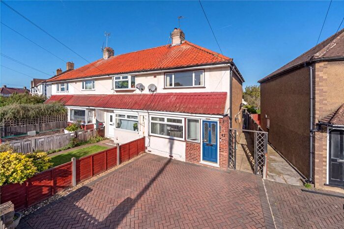 2 Bedroom End Of Terrace House To Rent In The Alders, Feltham, TW13