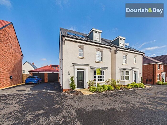 4 Bedroom Detached House For Sale In Meadowlands Road, Whitchurch, SY13