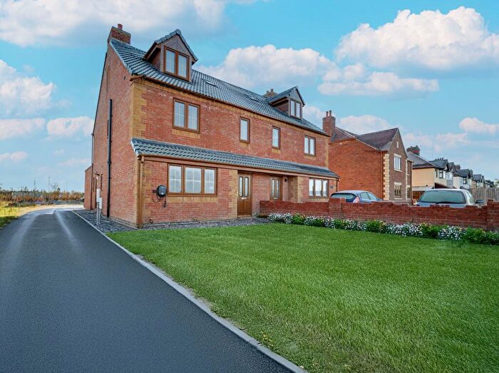 4 Bedroom Semi-Detached House For Sale In A Coventry Road, Bulkington, Bedworth, CV12