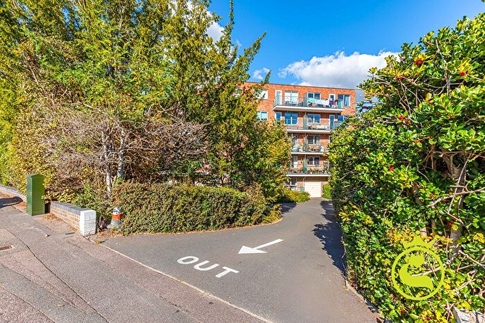 2 Bedroom Flat For Sale In Surrey Road, Westbourne, BH4