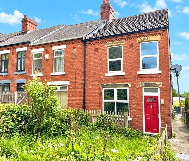 3 Bedroom End Of Terrace House For Sale In Holgate Terrace, Fitzwilliam, Pontefract, WF9