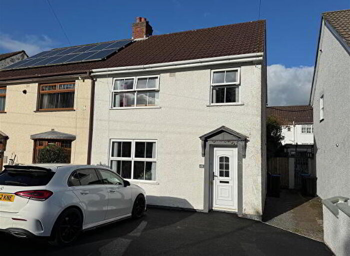 3 Bedroom Semi-Detached House For Sale In Garden Village, Antrim, BT41