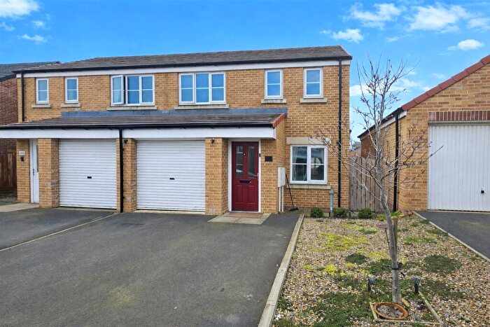 3 Bedroom Semi-Detached House For Sale In Runnymede Way, Northallerton, North Yorkshire, England, DL6