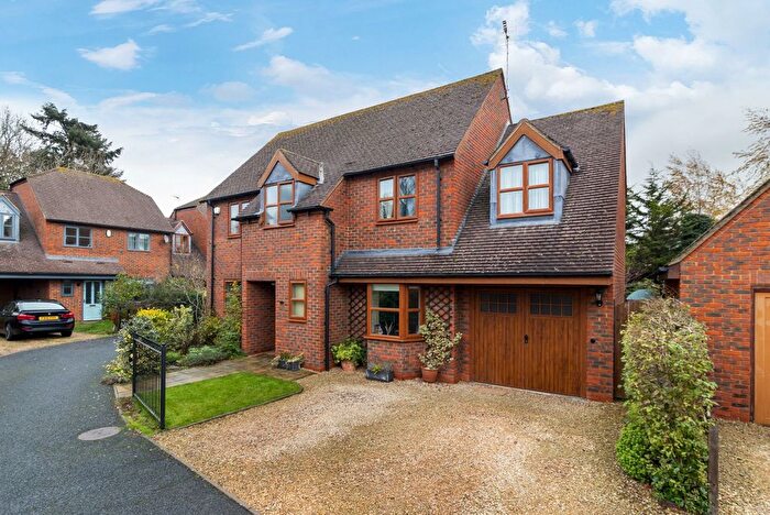 4 Bedroom Detached House For Sale In Bromley Court, Welland Road, Upton-Upon-Severn, Worcestershire, WR8