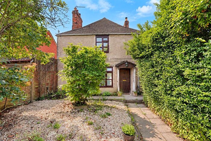 3 Bedroom Semi-Detached House For Sale In High Street, Arlingham, Gloucester, GL2