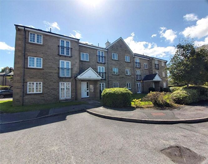 2 Bedroom Apartment To Rent In Greenhead Court, Mountjoy Road, Huddersfield, West Yorkshire, HD1