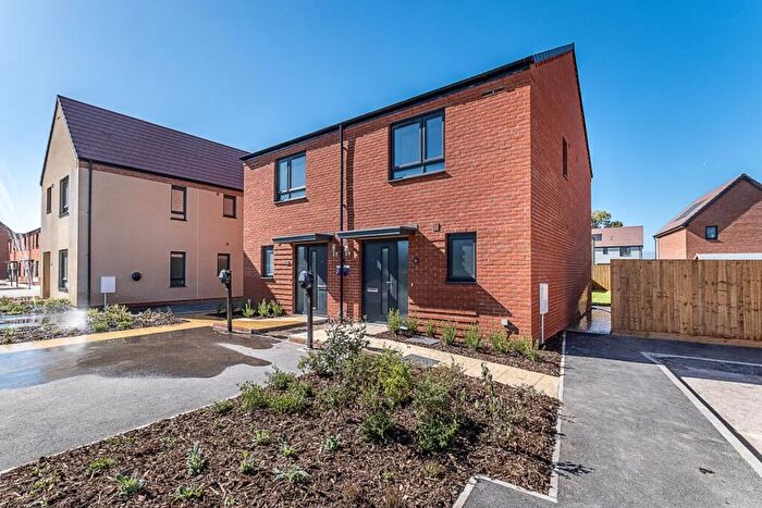 2 Bedroom End Of Terrace House To Rent In Beaford Posthole Mews Didcot, OX11