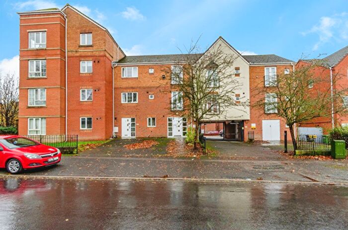 2 Bedroom Flat For Sale In Essington Way, Wolverhampton, WV1