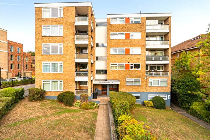 2 Bedroom Flat For Sale In Ewell Road, Surbiton, KT6