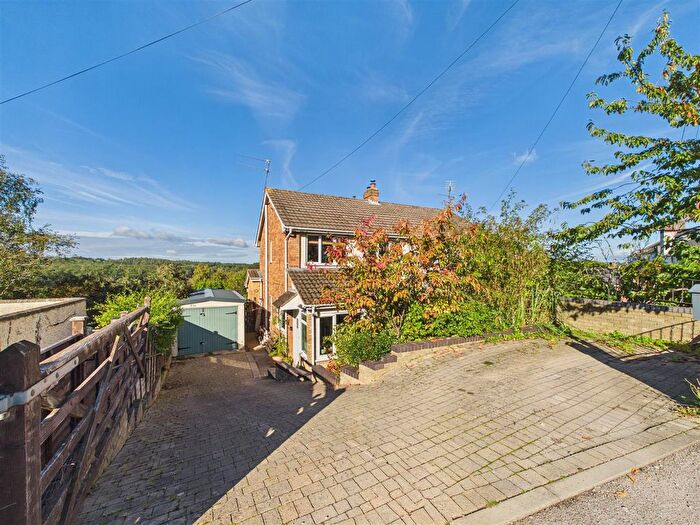 3 Bedroom Semi-Detached House For Sale In Victoria Street, Cinderford, GL14
