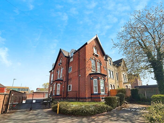 1 Bedroom Flat To Rent In Woodlands Road, Manchester, Greater Manchester, M8