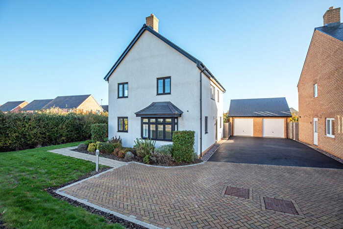 4 Bedroom Detached House To Rent In Peacock Drive, Sawtry, Huntingdon, PE28