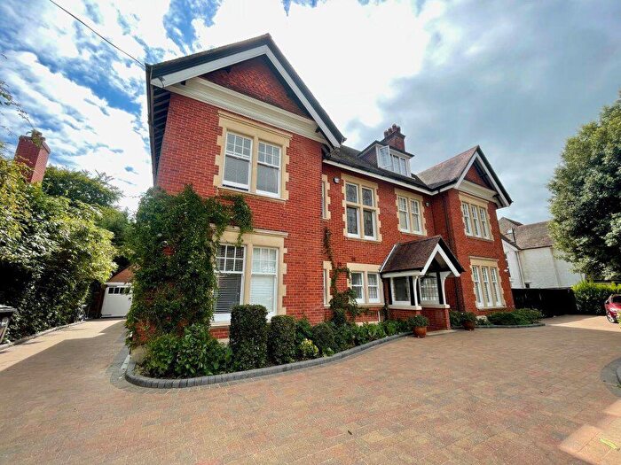 3 Bedroom Flat To Rent In Three Double Bedroom Student Flat (), P10