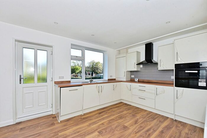 3 Bedroom Semi-Detached House For Sale In Athelstan Road, Sheffield, South Yorkshire, S13