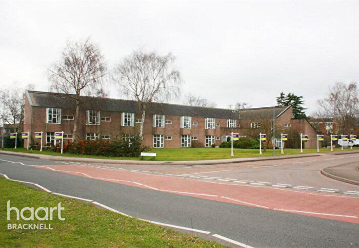 Studio To Rent In Great Hollands Square, Bracknell, RG12