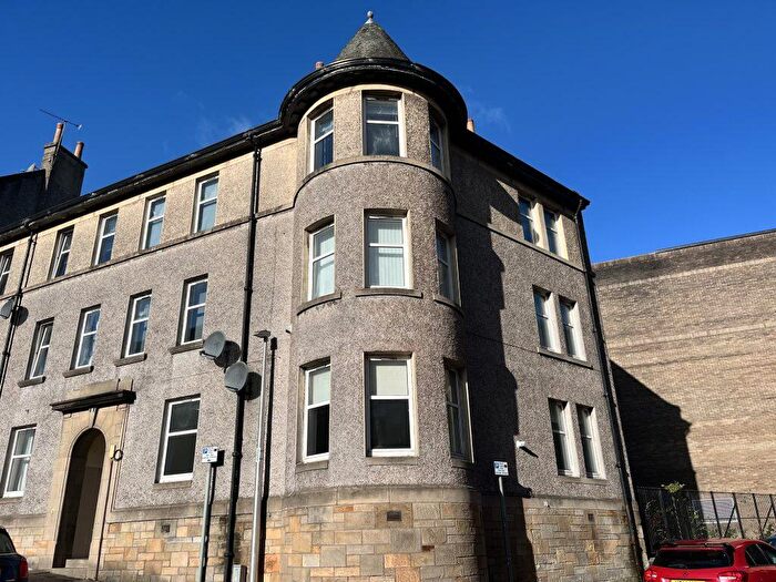 2 Bedroom Flat To Rent In Cameronian Street, Stirling, FK8