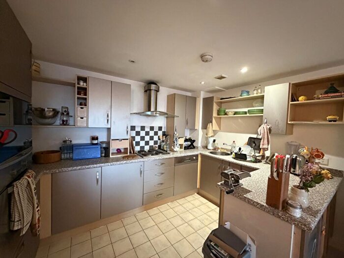 2 Bedroom Apartment To Rent In Whitworth Street West Apartments, M1