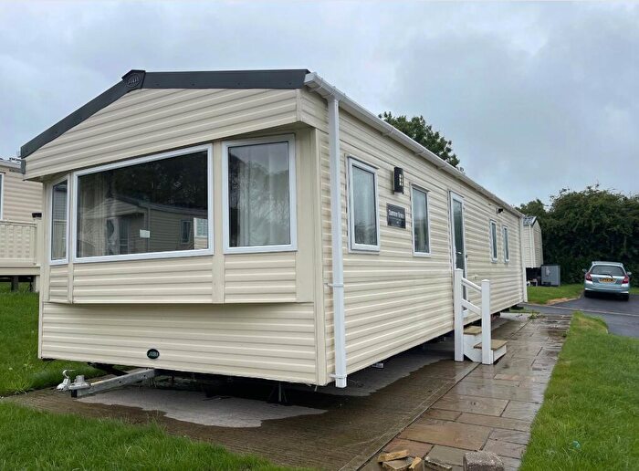 2 Bedroom Park Home For Sale In Riverside Park, Lancaster Road, Lancaster, Lancashire, LA3