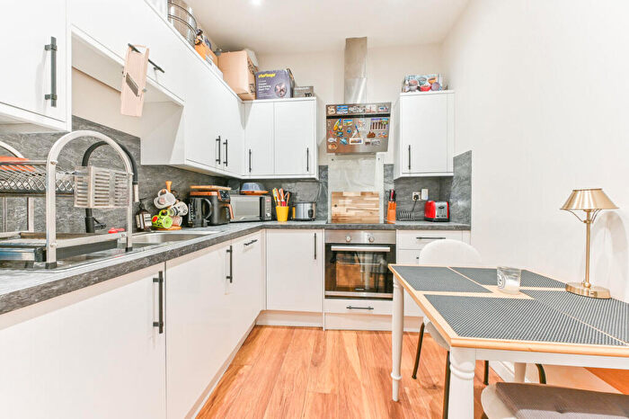 1 Bedroom Flat For Sale In West Norwood, London, SE27
