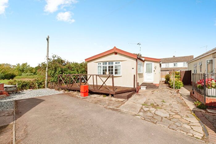 2 Bedroom Property For Sale In Chestnut Close, Littlethorpe, Leicester, Leicestershire, LE19