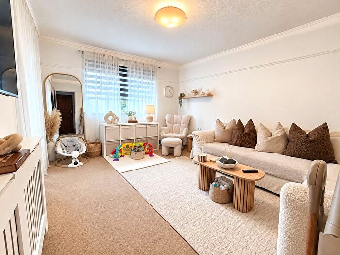 2 Bedroom Flat To Rent In Ringstead Road, Sutton, SM1