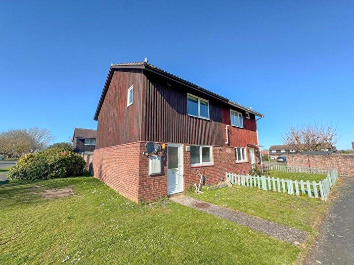 2 Bedroom Semi-Detached House To Rent In Studlands Park Avenue, Newmarket, CB8