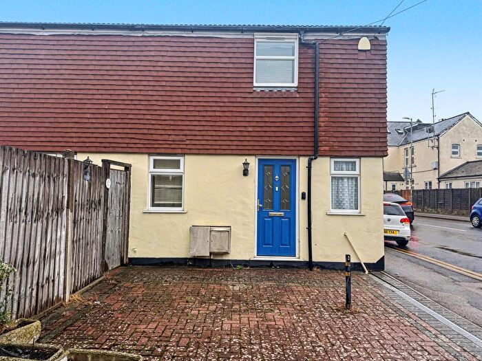 2 Bedroom Terraced House To Rent In Montgomery Road, Gillingham, ME7
