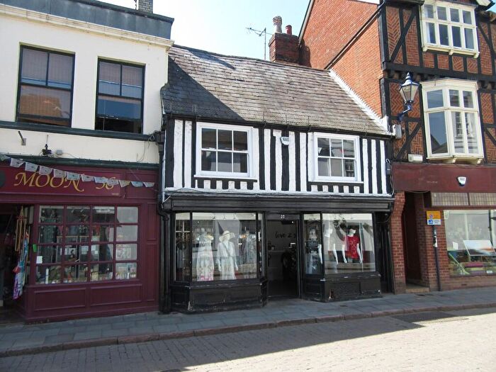 2 Bedroom Maisonette To Rent In Bucklersbury, Hitchin, SG5