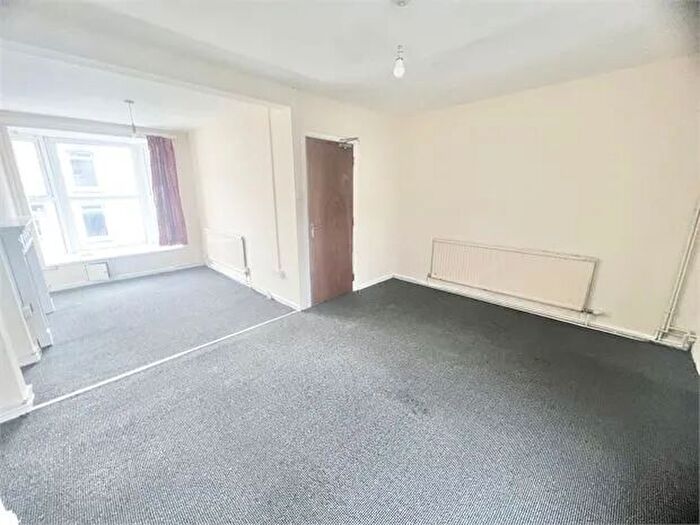 2 Bedroom Terraced House To Rent In Dinas Street, Plasmarl, Swansea, SA6