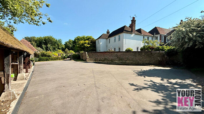 2 Bedroom Flat For Sale In Otterpool Lane, Lympne, Hythe, Kent, CT21