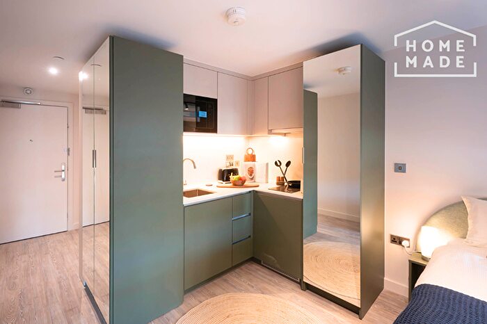 Studio To Rent In The Rex, Clarence St., KT1