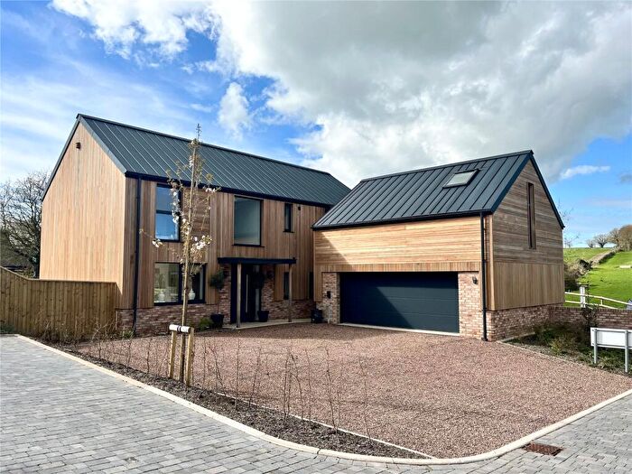 5 Bedroom Detached House For Sale In Barton Grange, Frogmire Lane, Sandford, Crediton, EX17