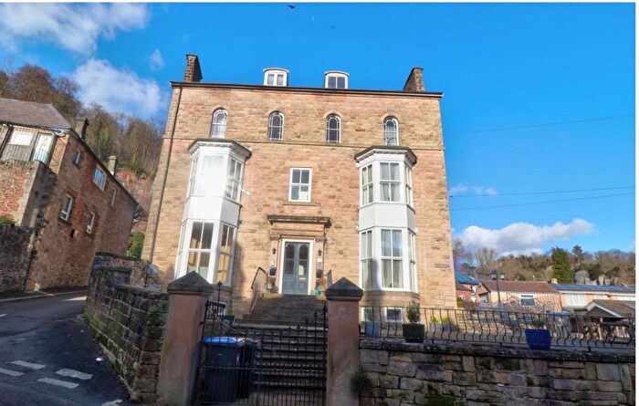2 Bedroom Maisonette For Sale In Holme Road, Matlock, DE4