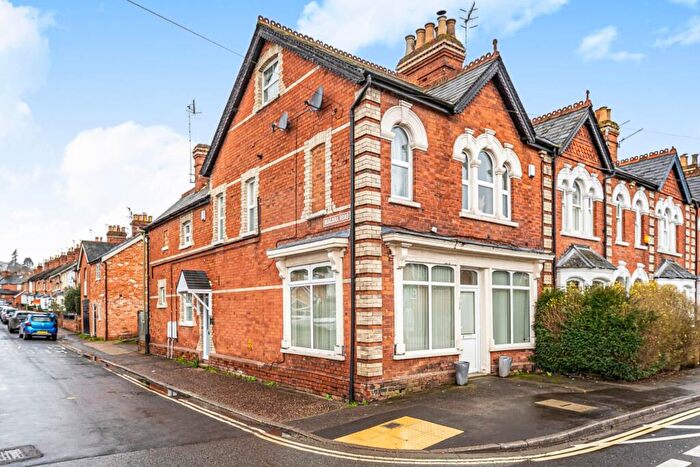 1 Bedroom Apartment For Sale In Reading Road, Henley-On-Thames, RG9