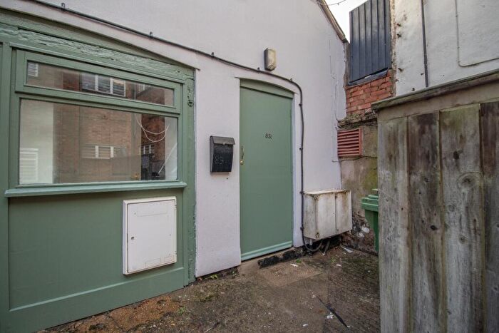 1 Bedroom Flat To Rent In Market Place, Swaffham, PE37
